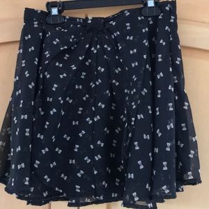 Fun Lily White Skirt Black with Tan Bows - Small